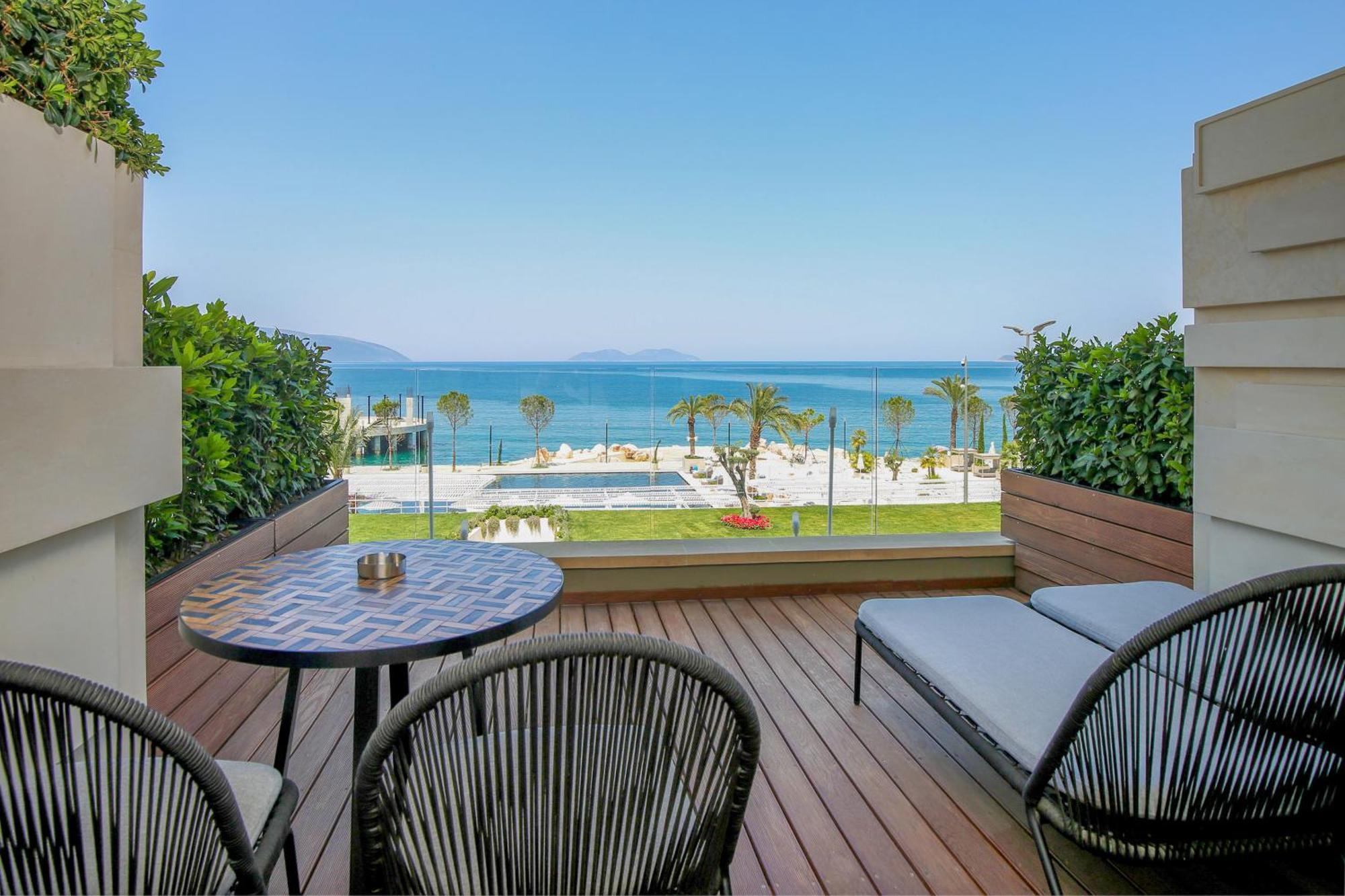 Hotel Vlora Priam, Affiliated By Melia Exterior foto