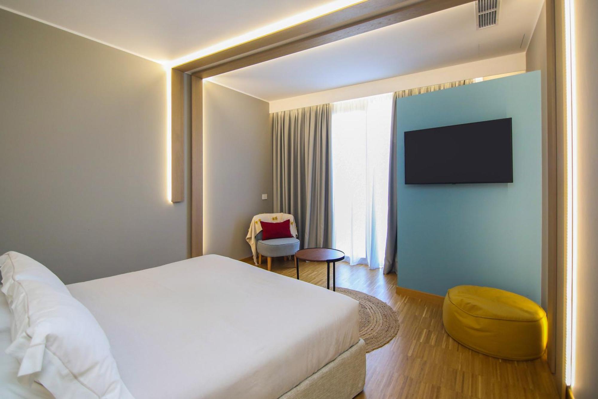 Hotel Vlora Priam, Affiliated By Melia Exterior foto
