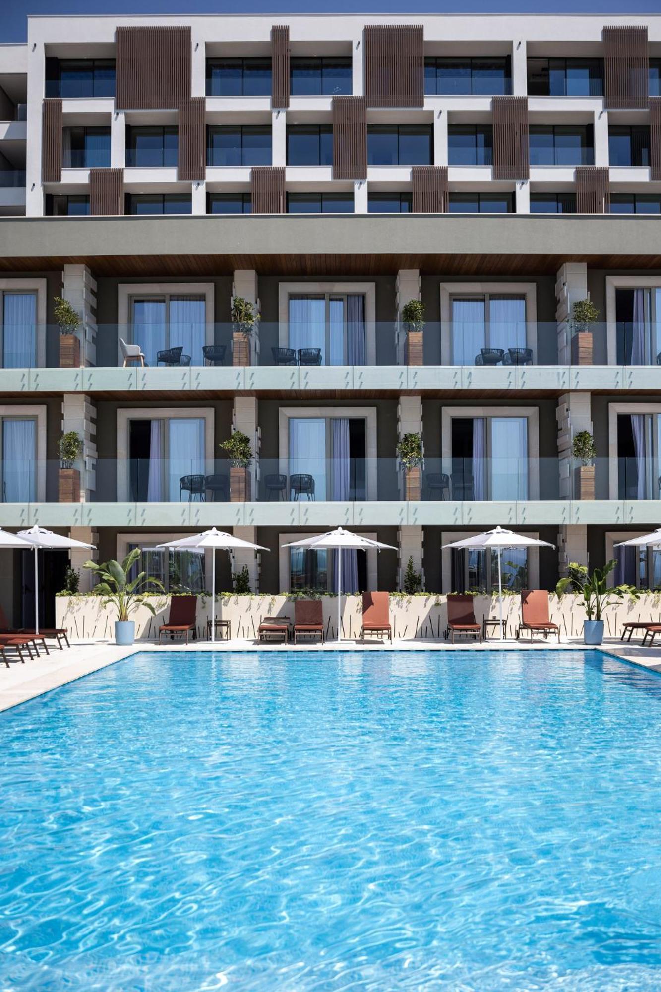 Hotel Vlora Priam, Affiliated By Melia Exterior foto